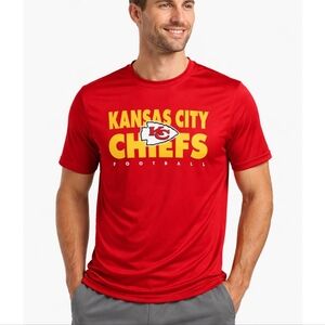 NFL Mens Kansas City Chiefs Performance Shirt Small Team Apparel Red Tee Size S